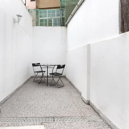 Cosy Terrace By Homing Лиссабон